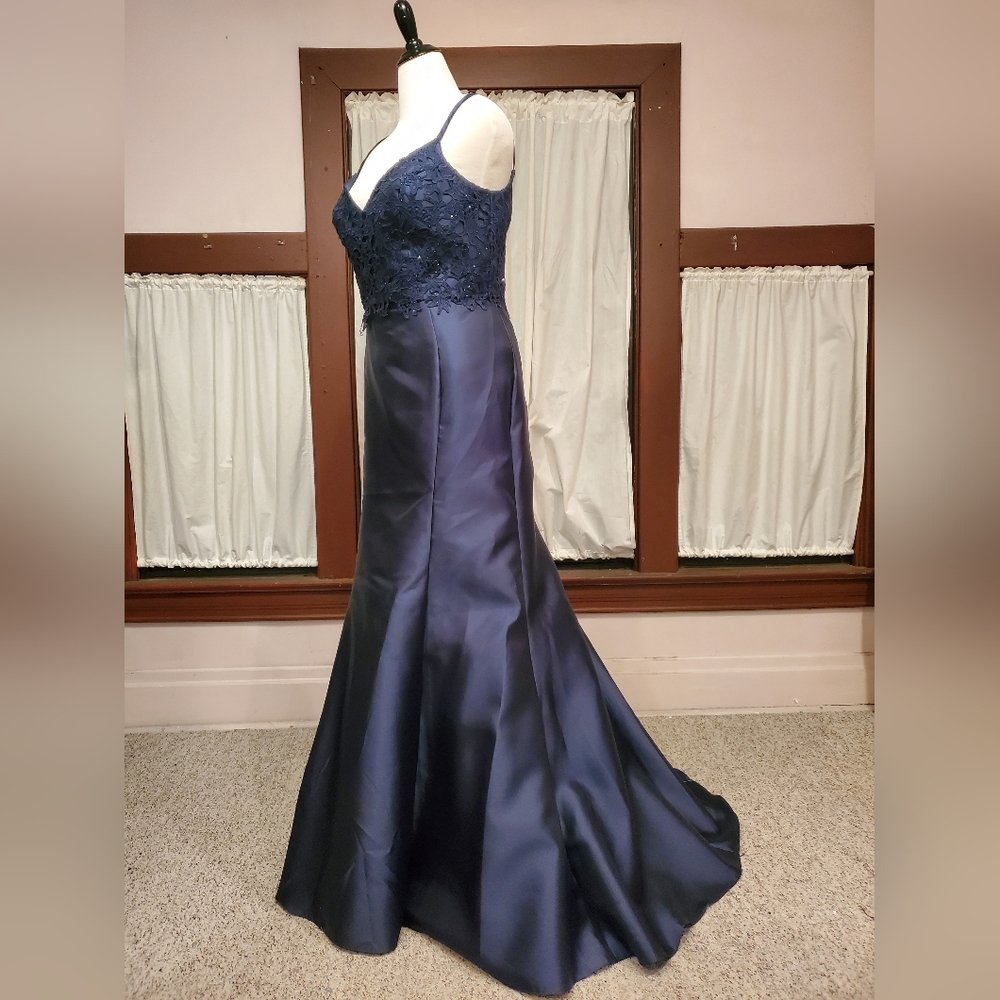 Sz 16 Midnight Blue Two Piece Mermaid